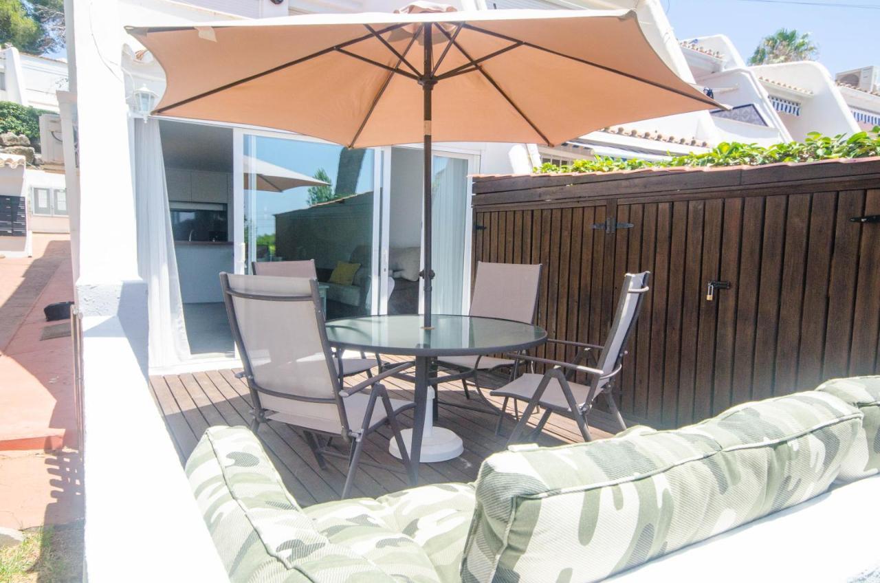 Apartment Seghers- Seaside Charm By The Beach Estepona Buitenkant foto