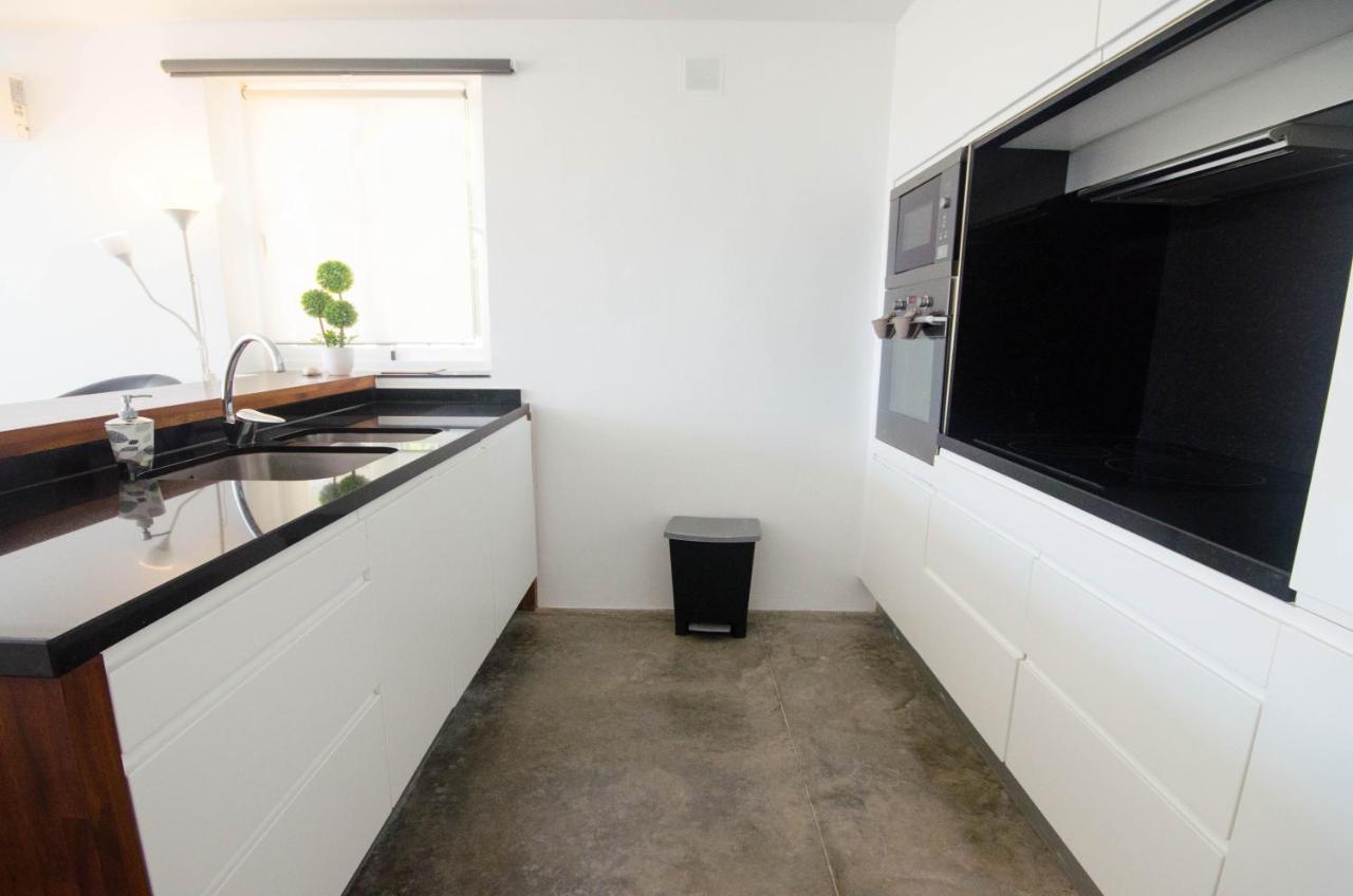 Apartment Seghers- Seaside Charm By The Beach Estepona Buitenkant foto
